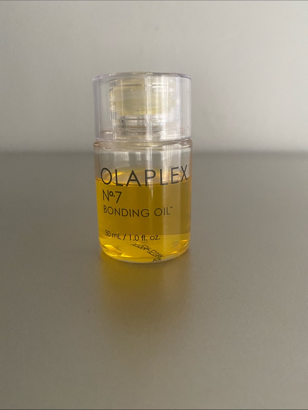 OLAPLEX No.7 Bonding Oil - Clear Bottle with Yellow Oil